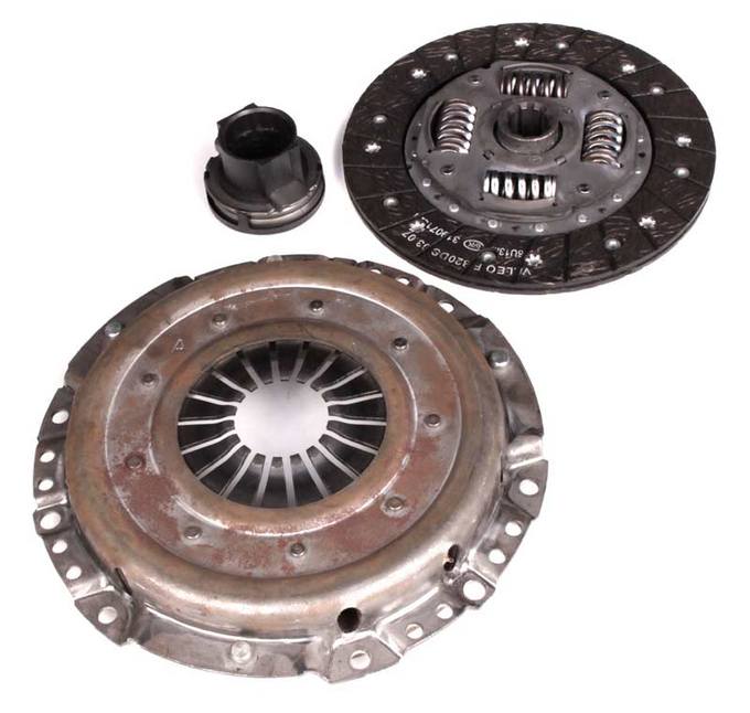 BMW Clutch Kit 21211223570 - Luk 6223284000